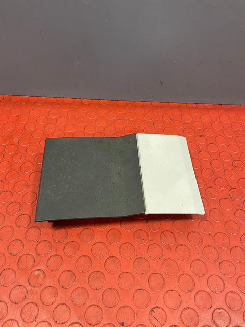 Saic Maxus Deliver 9 MOULDING TRIM LOWER RIGHT SIDE 2.0 2021-2024 P/N C00097786