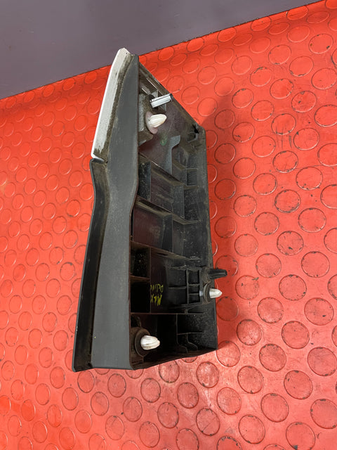 Saic Maxus Deliver 9 MOULDING TRIM LOWER RIGHT SIDE 2.0 2021-2024 P/N C00097786