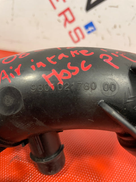 Peugeot Partner/Citroen Berlingo AIR INTAKE HOSE PIPE 1.6hdi 2008-2018 P/N 9801021780