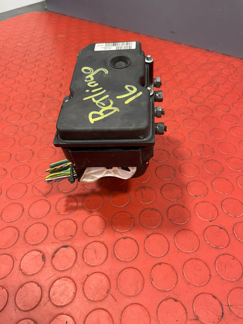 Citroen Berlingo/Peugeot Partner ABS BRAKE MODULE 2016 P/N 9801127680 / 0265209025