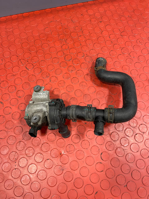 Saic Maxus Deliver 9 ELECTRIC COOLANT PUMP/WATER PUMP WITH HOSE (3 Pin) 2.0 2021-2024 P/N C00074835 / C00075385