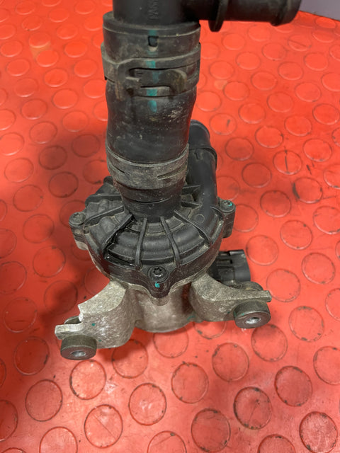 Saic Maxus Deliver 9 ELECTRIC COOLANT PUMP/WATER PUMP WITH HOSE (3 Pin) 2.0 2021-2024 P/N C00074835 / C00075385