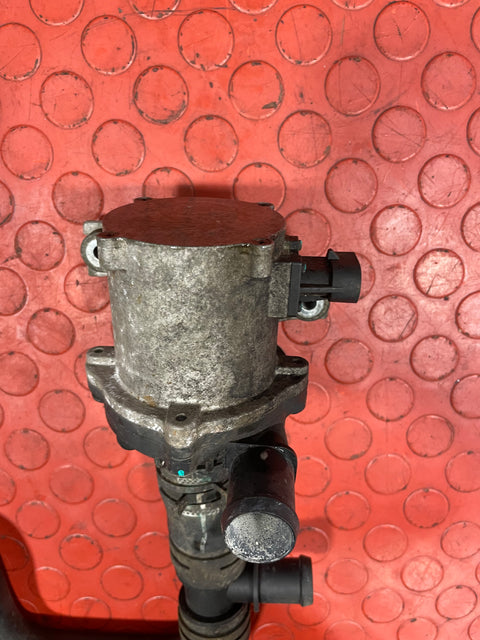 Saic Maxus Deliver 9 ELECTRIC COOLANT PUMP/WATER PUMP WITH HOSE (3 Pin) 2.0 2021-2024 P/N C00074835 / C00075385