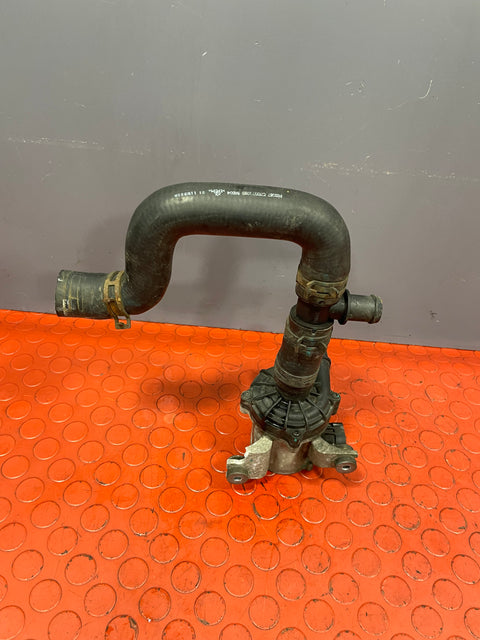 Saic Maxus Deliver 9 ELECTRIC COOLANT PUMP/WATER PUMP WITH HOSE (3 Pin) 2.0 2021-2024 P/N C00074835 / C00075385