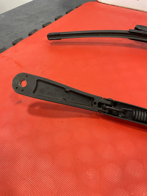 Peugeot Expert Citroen Dispatch WINDSCREEN WIPER ARMS AND BLADES (PAIR) P/N 9808465780 P/N 9808465680