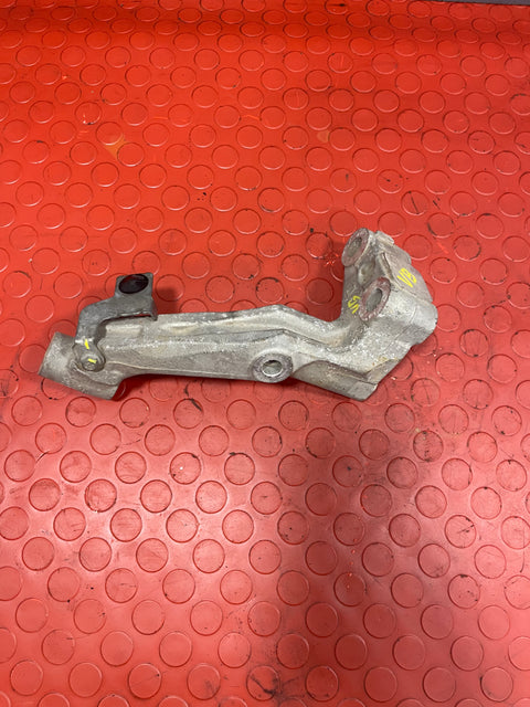 Citroen Berlingo/Peugeot Partner ENGINE MOUNT BRACKET/SUBFRAME (1pc) 2019-2023 P/N 967763018003