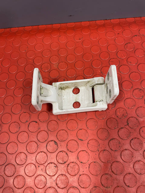Volkswagen Crafter/Mercedes Benz Sprinter REAR DOOR PANEL HINGE Bottom Driver's Side RH 2016 P/N A9067400737