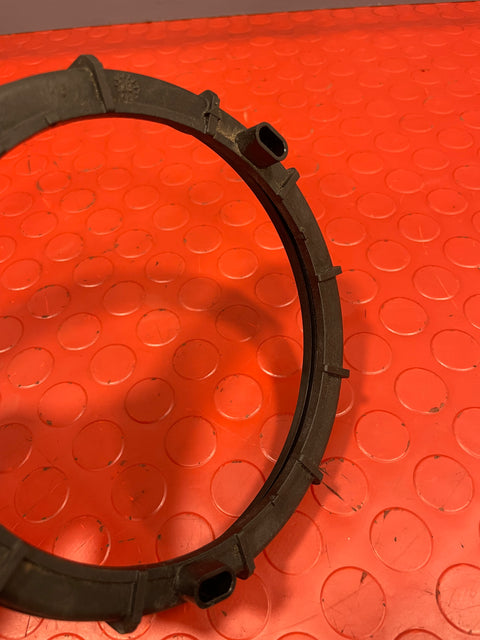 Citroen/Peugeot 307 FUEL PUMP LOCKING RETAINING NUT 2004-2011 P/N 9633283880