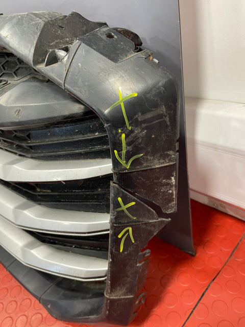 Saic Maxus Deliver 9 BUMPER GRILL (Left Side Frame Damage) SPARE OR REPAIR 2021-2024 P/N SV63