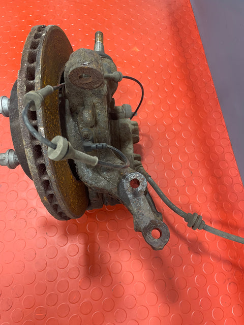 Vauxhall Movano/Renault Master FRONT WHEEL HUB RIGHT SIDE FWD W/ SPEED SENSOR & STUD BOLTS 2014