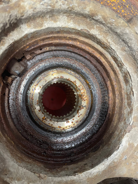 Vauxhall Movano/Renault Master FRONT WHEEL HUB RIGHT SIDE FWD W/ SPEED SENSOR & STUD BOLTS 2014