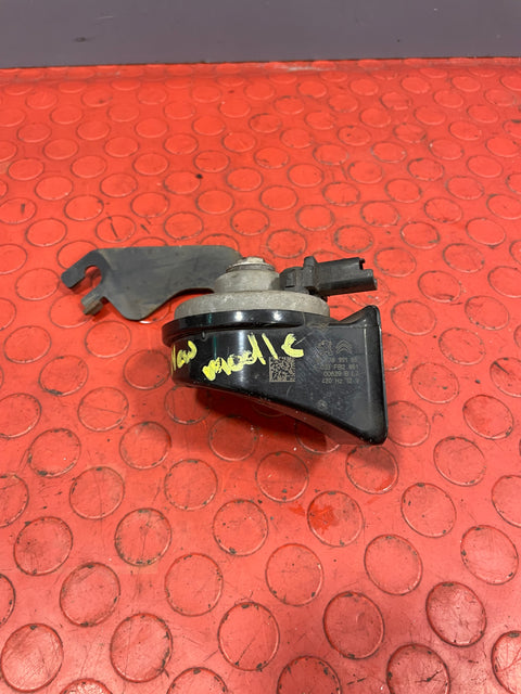 Citroen Berlingo/Peugeot Partner HORN 2019-2023 P/N 9827899180