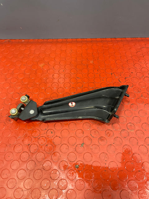 Citroen Berlingo/Peugeot Partner/Vauxhall Combo/Toyota Proace City SLIDING DOOR RUNNER HINGE Passenger's Side P/N 9816965980