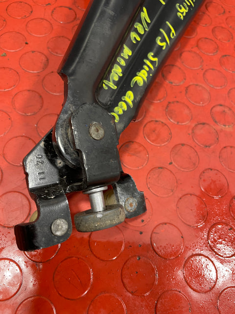 Citroen Berlingo/Peugeot Partner/Vauxhall Combo/Toyota Proace City SLIDING DOOR RUNNER HINGE Passenger's Side P/N 9816965980