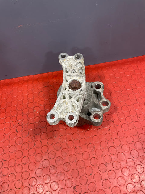 Ford Transit Custom ENGINE SUPPORT/ENGINE MOUNT 2.2 2013-2016 P/N G2911138