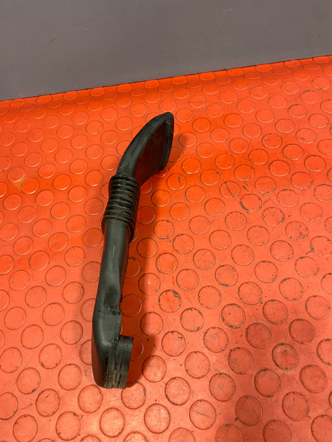 Vauxhall Vivaro/Renault Trafic/Nissan Nv300 ECU COVER COOLING PIPE 2015-2019 P/N 244936098R