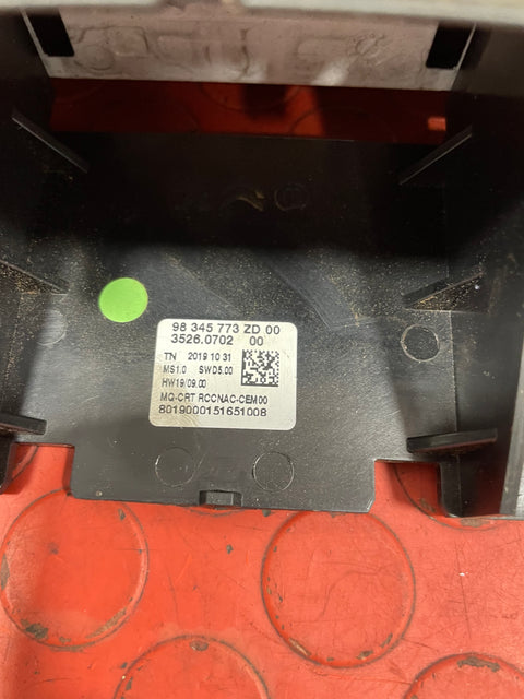 Peugeot Partner/Citroen Berlingo/Vauxhall Combo/Toyota Proace City  MULTI-FUNCTION RADIO TOUCH SCREEN 2019-2024 P/N 98345773ZD - 2