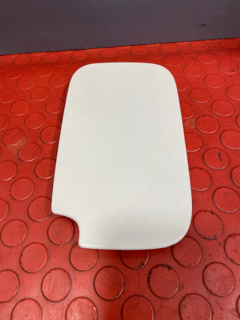Citroen Berlingo/Peugeot Partner FUEL DOOR COVER/FUEL FILLER FLAP ( White ) 2008-2018 P/N 9680449680 - 4