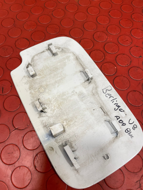 Citroen Berlingo/Peugeot Partner FUEL DOOR COVER/FUEL FILLER FLAP ( White/Diesel Sticker ) 2008-2018 P/N 9680449680 - 5