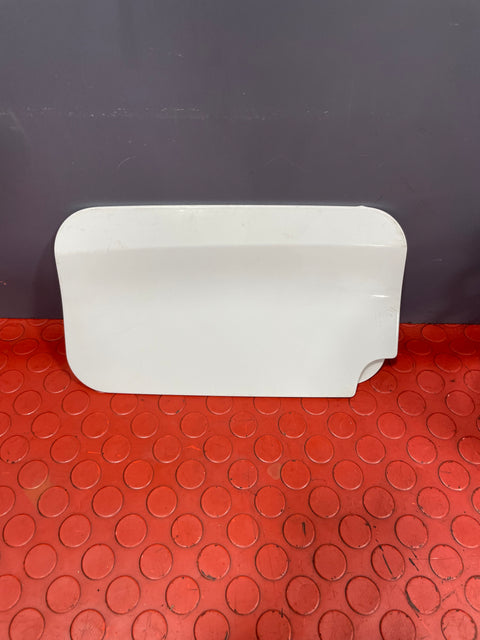 Citroen Berlingo/Peuegot Partner/Vauxhall Combo/Toyota Proace City FUEL FILLER FLAP/FUEL DOOR COVER (White) 2019-2024 P/N 9817924480