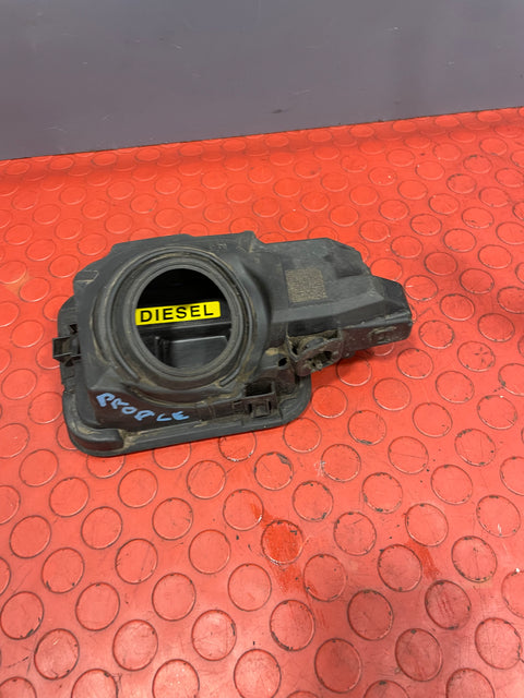 Citroen Dispatch/Peugeot Partner/Vauxhall Vivaro/Toyota Proace/Fiat Scudo FUEL COVER DOOR/FUEL FILLER CAP (Silver) 2016-2024 P/N 9808725080