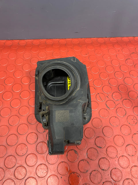 Citroen Dispatch/Peugeot Partner/Vauxhall Vivaro/Toyota Proace/Fiat Scudo FUEL COVER DOOR/FUEL FILLER CAP (Silver) 2016-2024 P/N 9808725080