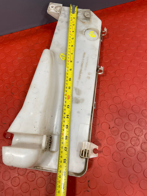 Peugeot Expert/Citroen Dispatch WINDSCREEN WASHER BOTTLE 2018 P/N A2C96222700