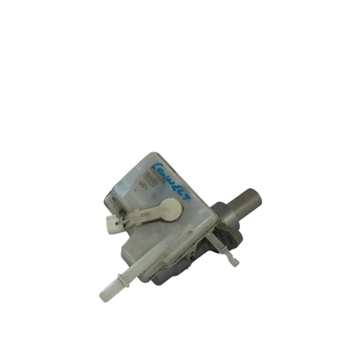 2015 Ford Connect brake master cylinder